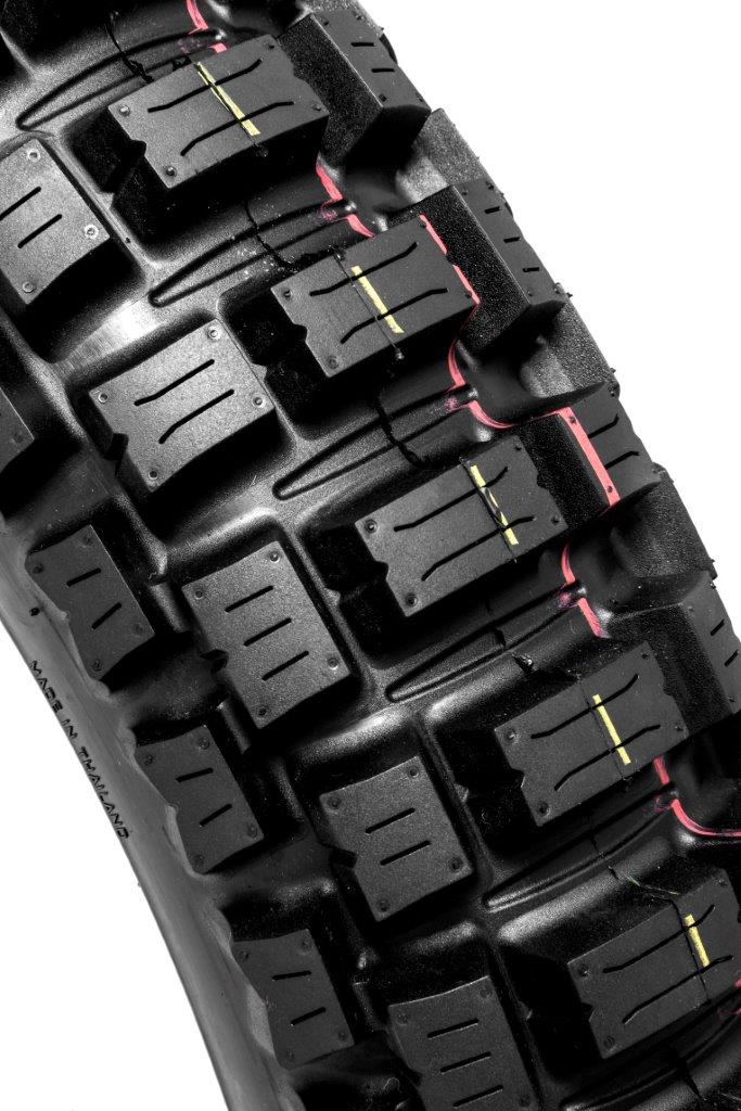 MotoZ - Xtreme Hybrid Gummy BFM Tire
